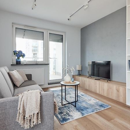 Lasek Marcelinski Comfy Apartment Posen Exterior foto