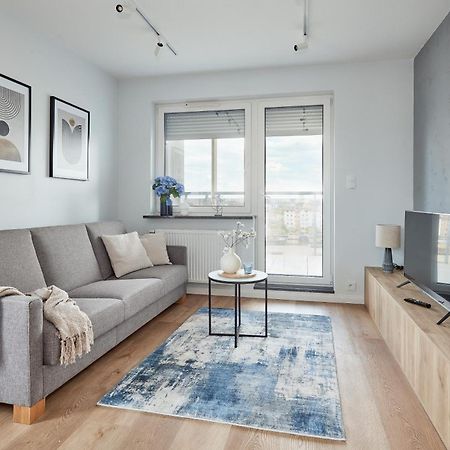 Lasek Marcelinski Comfy Apartment Posen Exterior foto