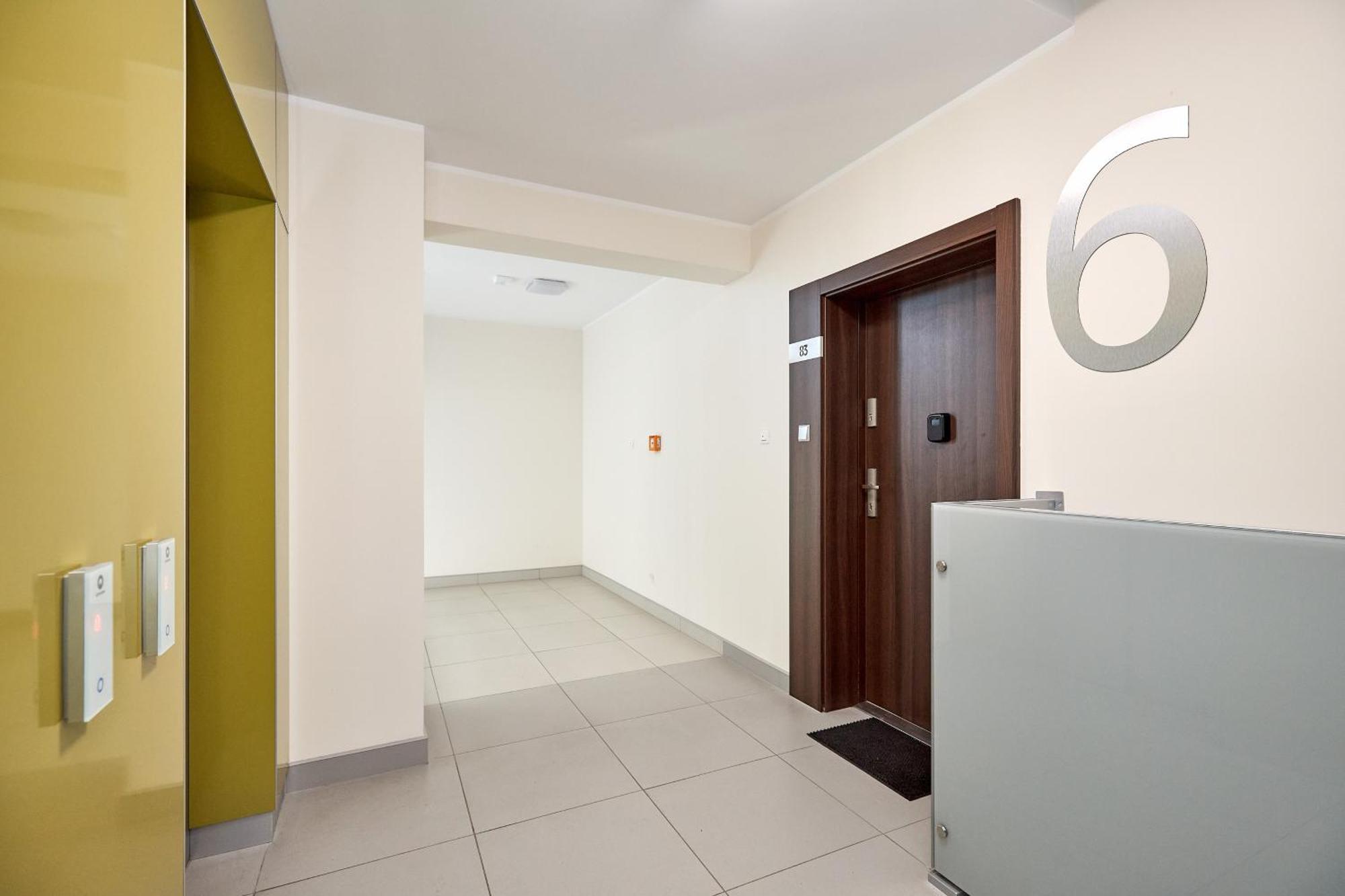 Lasek Marcelinski Comfy Apartment Posen Exterior foto